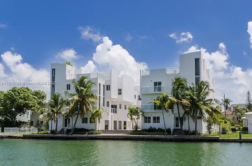 10 Townhome complex located in Miami Beach with direct access to the Intercostal. Building has been completely renovated 2024. Actually in the process of building 8 boat slips. 100% vacant. New flooring, bathrooms, Kitchen cabinets, appliances. SELLER FINANCING AVAILABLE