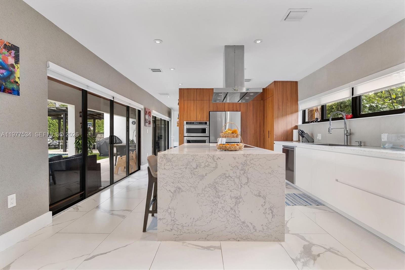 MIAMI SHORES SEC 3 - Residential