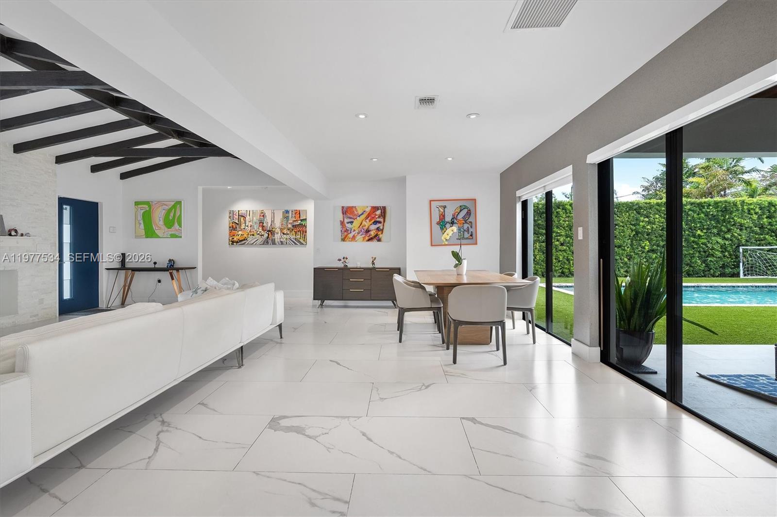 MIAMI SHORES SEC 3 - Residential