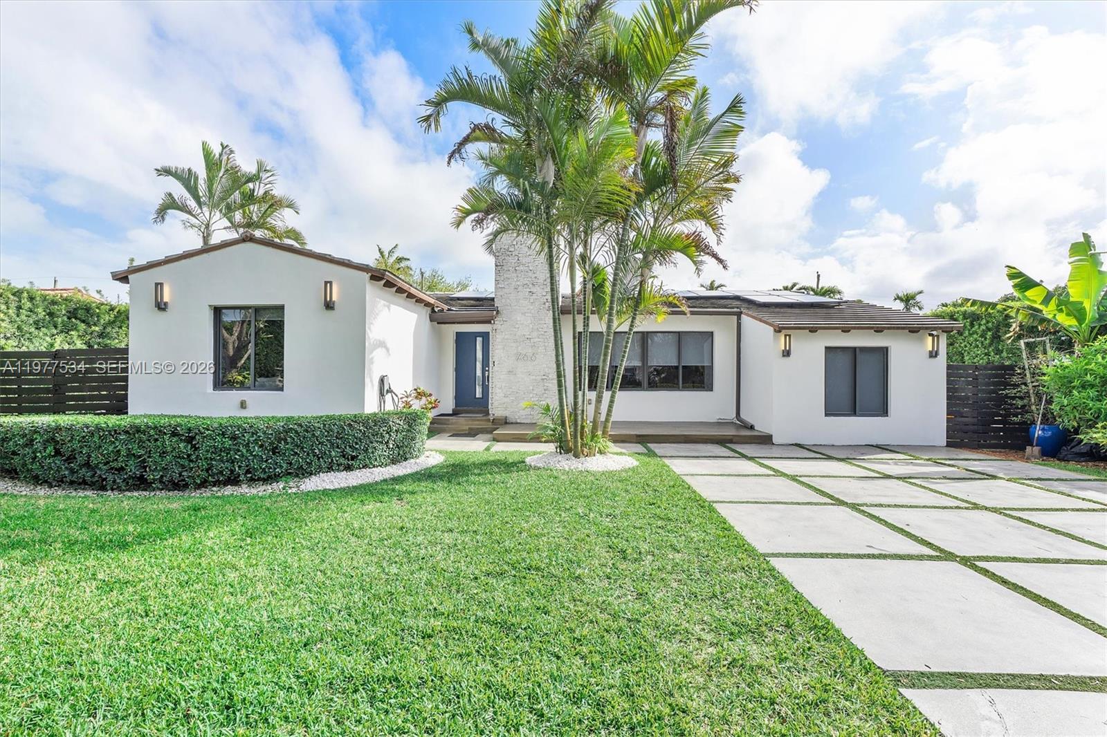 MIAMI SHORES SEC 3 - Residential