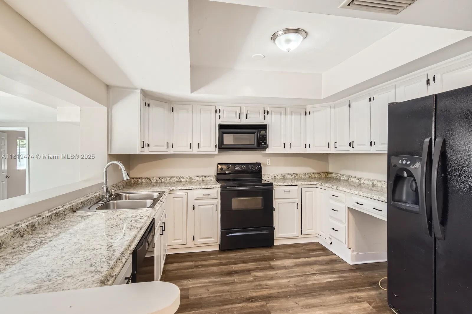 COOPER COLONY ESTATES SEC - Residential