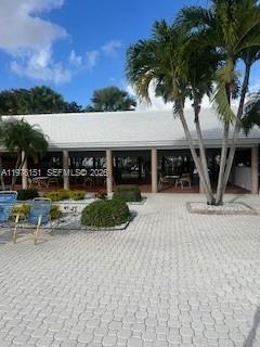 TRENT CONDOMINIUM - Residential