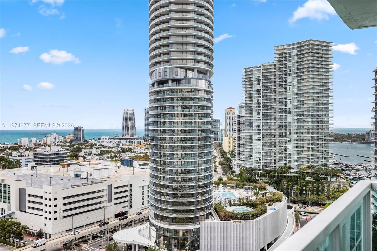 THE FLORIDIAN CONDO - Residential Lease