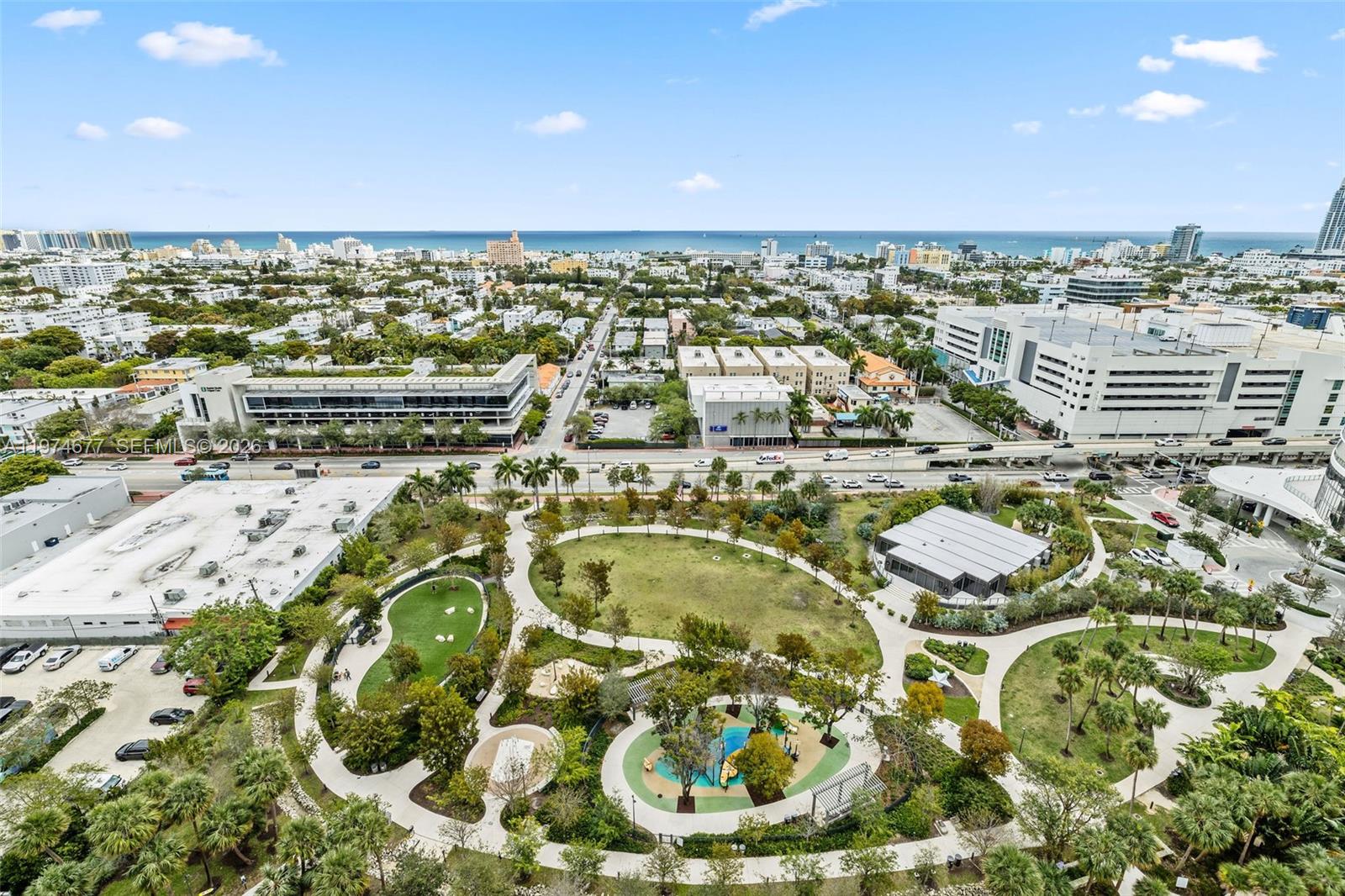 THE FLORIDIAN CONDO - Residential Lease