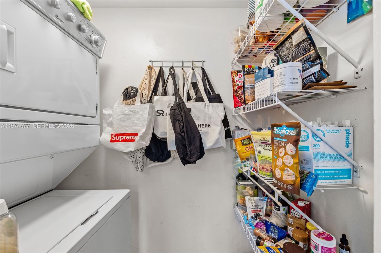 THE FLORIDIAN CONDO - Residential Lease