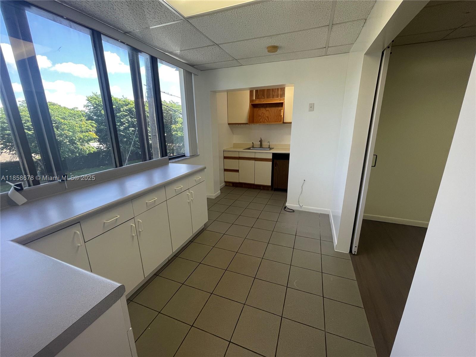 2843 Pembroke Rd 2nd Floor