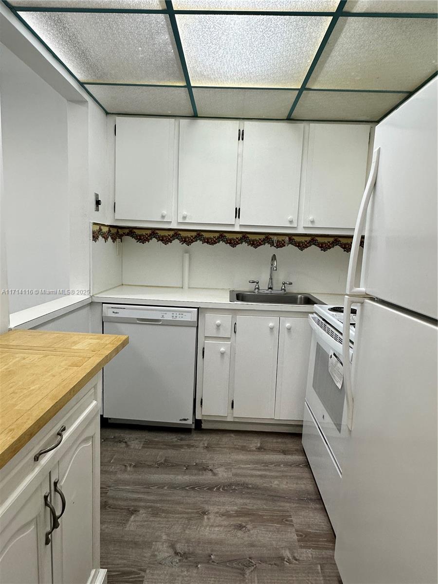 AVILA CONDO - Residential Lease