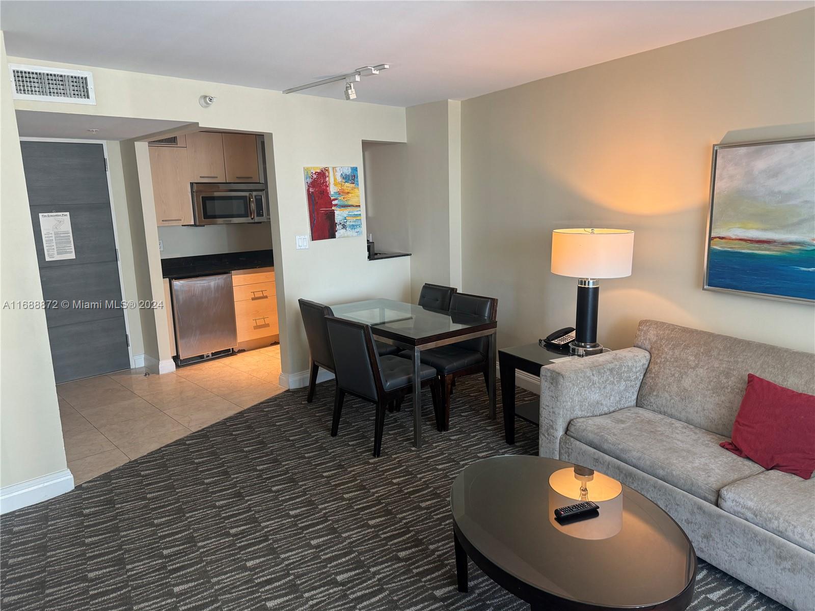 2670 E Sunrise Blvd 1132