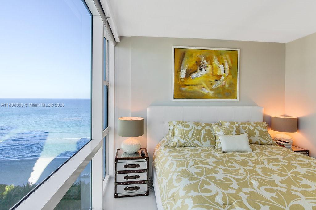 Luxury Oceanview Living in Miami Beach!
Live the ultimate resort lifestyle at the Carillon Miami Wellness Resort, set on over 5 acres of oceanfront with 70,000 sq ft of wellness space and 225+ fitness classes weekly.
This spacious 1-bedroom, 1.5-bath condo features floor-to-ceiling windows with stunning ocean views, natural light, top of the line appliances and in-unit laundry.
Enjoy multiple pools, beach service, a juice bar, restaurants, award-winning spa, valet, pilates, spinning & strength training classes and more.
Step outside to an 11-mile beach path linking you to parks, restaurants, and entertainment. Minutes from Bal Harbour Shops, Design District, and Miami International Airport—a perfect blend of wellness and coastal living.