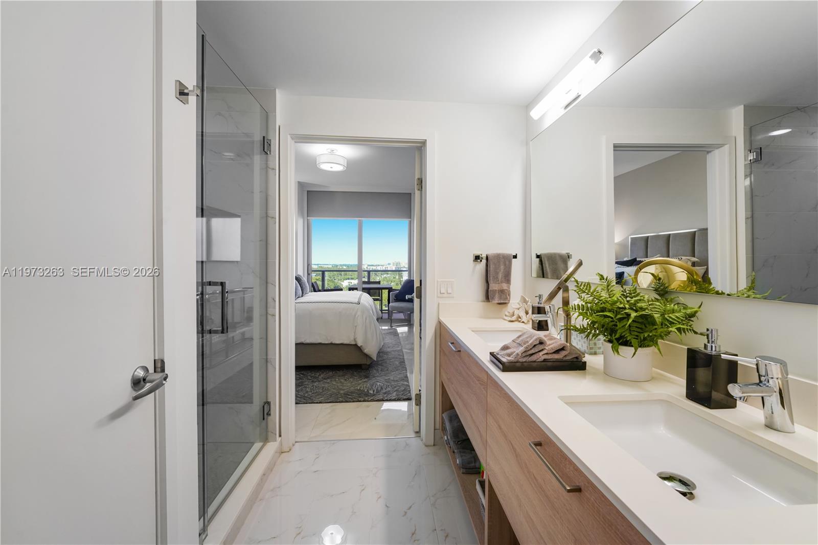 THE HARBOUR NORTH CONDO - Residential