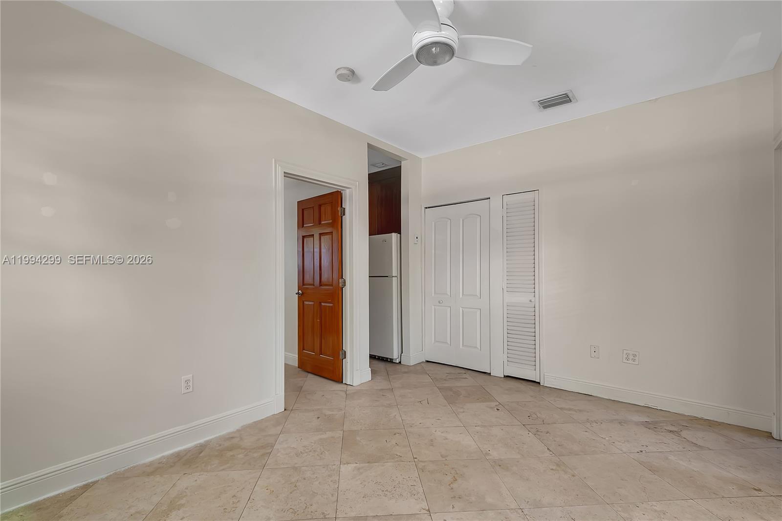 LENOX MANOR - Residential Lease