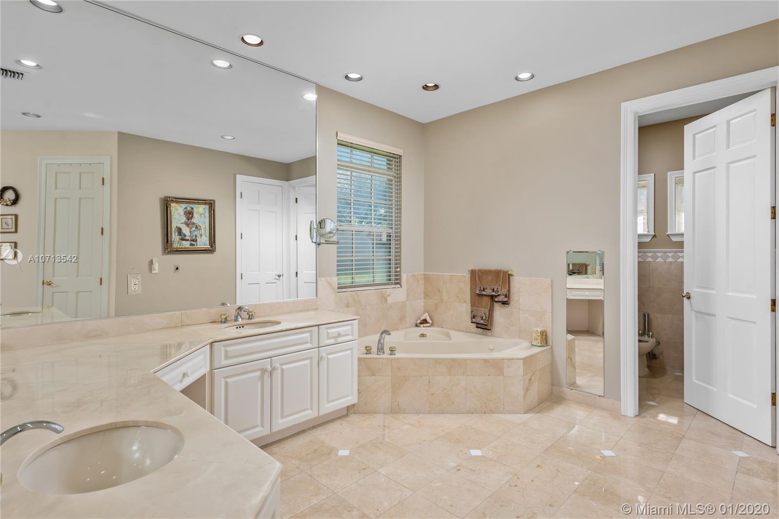 FANTASTIC GARDENS ESTATES - Residential