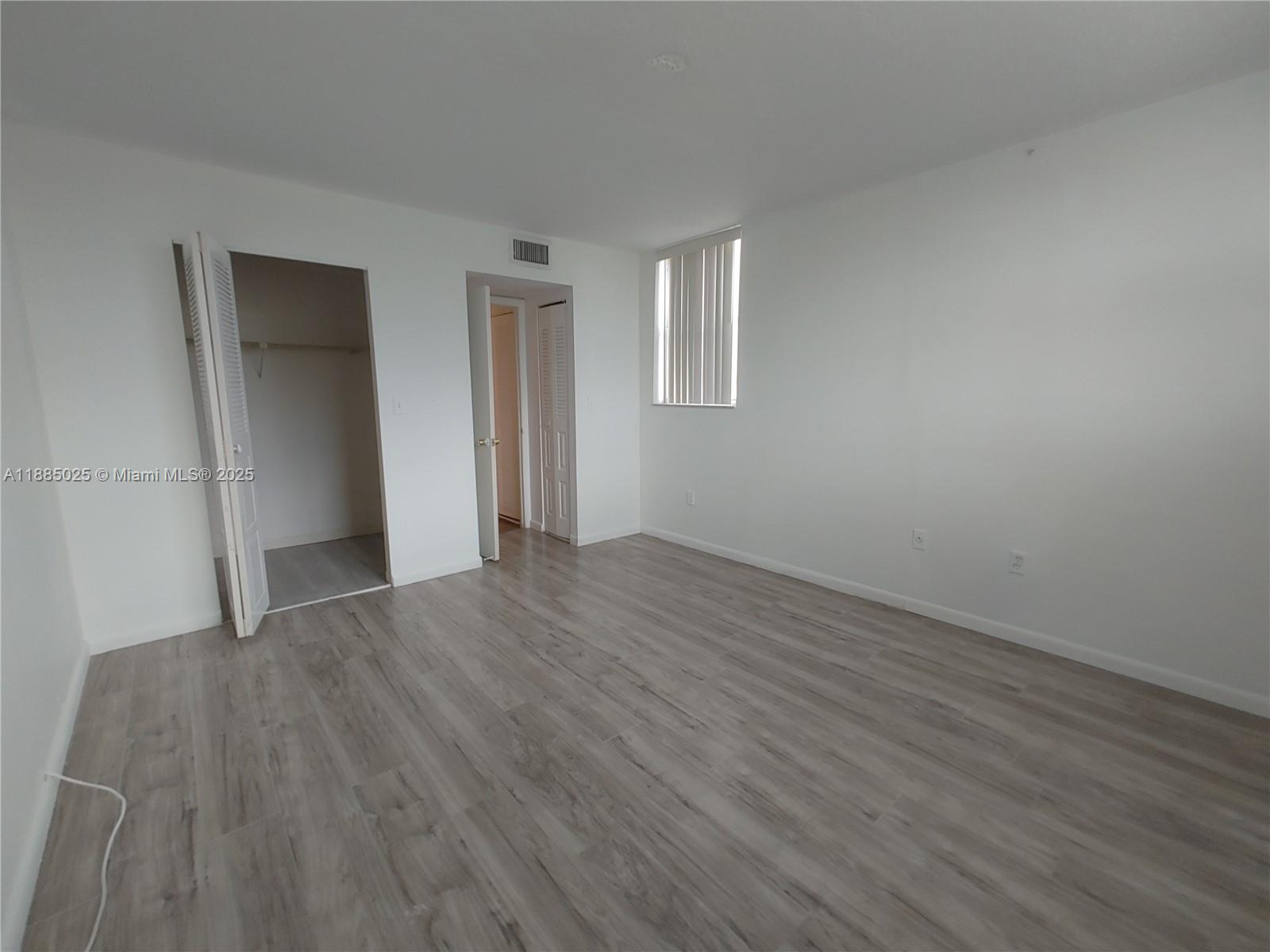 COURTYARDS OF BROWARD COND - Residential Lease
