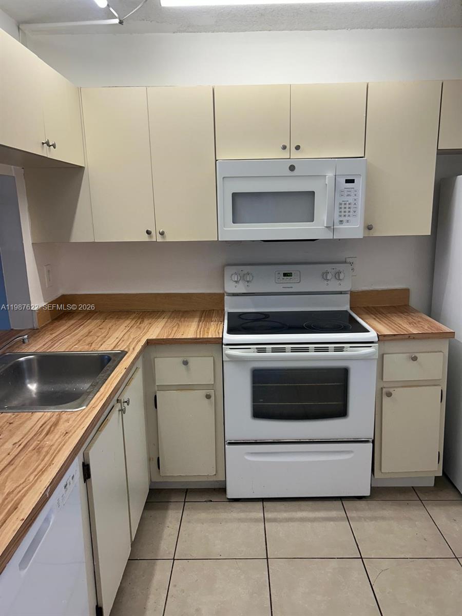 BELLA GRAND CONDO - Residential Lease