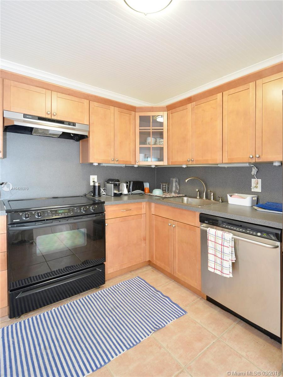 SOUTH BAY CLUB CONDO - Residential Lease