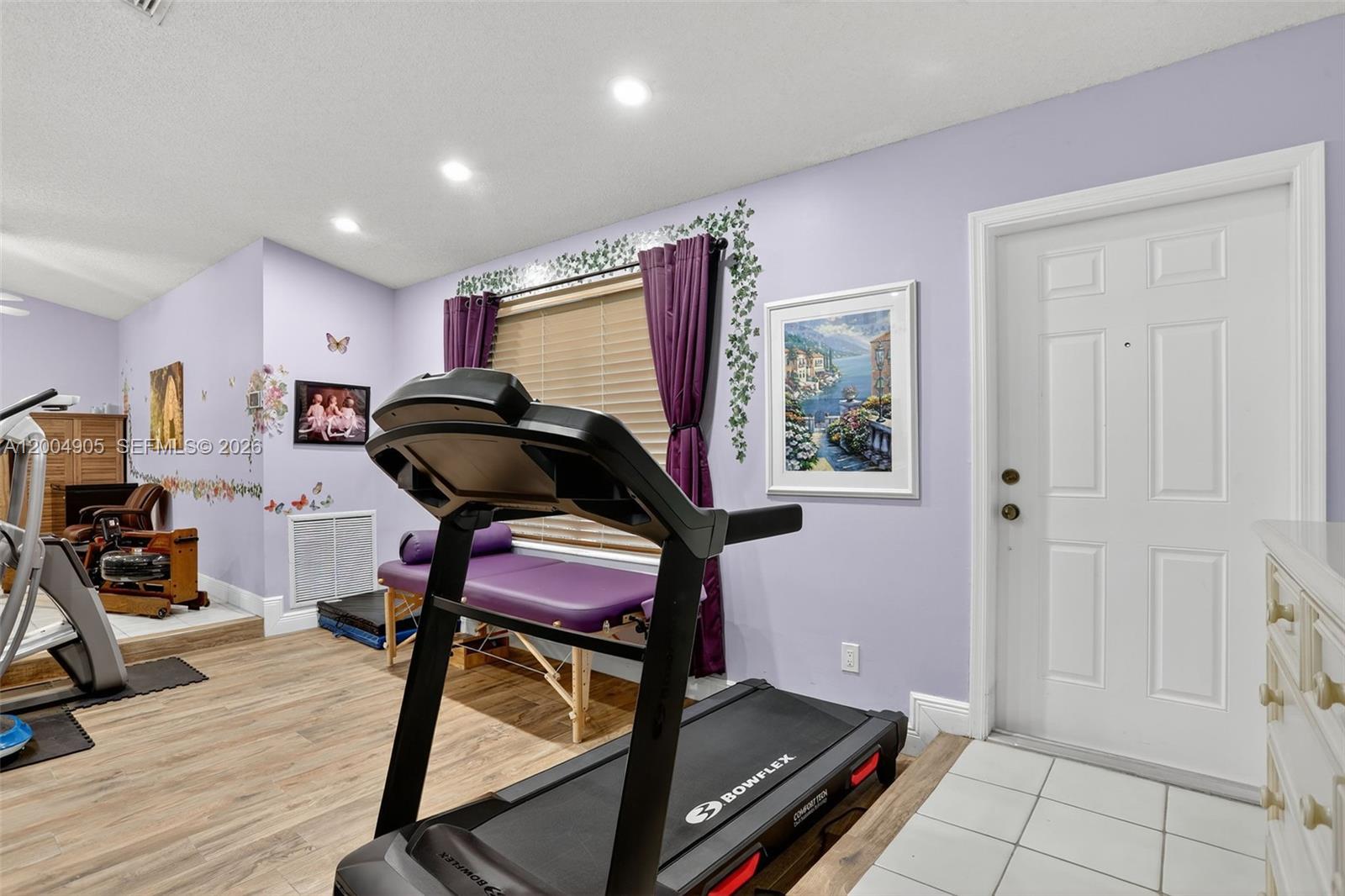 HEFTLER HOMES-TAMARAC - Residential