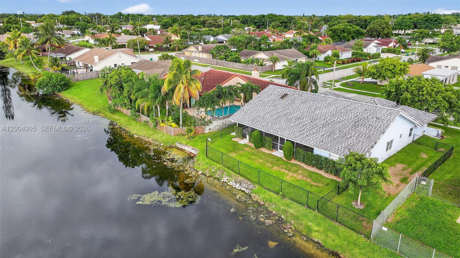 HEFTLER HOMES-TAMARAC - Residential