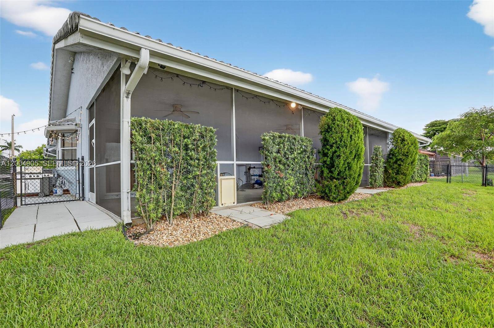 HEFTLER HOMES-TAMARAC - Residential