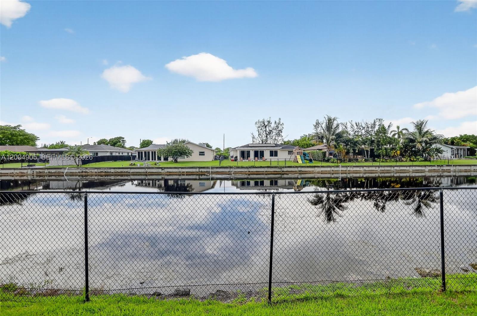 HEFTLER HOMES-TAMARAC - Residential
