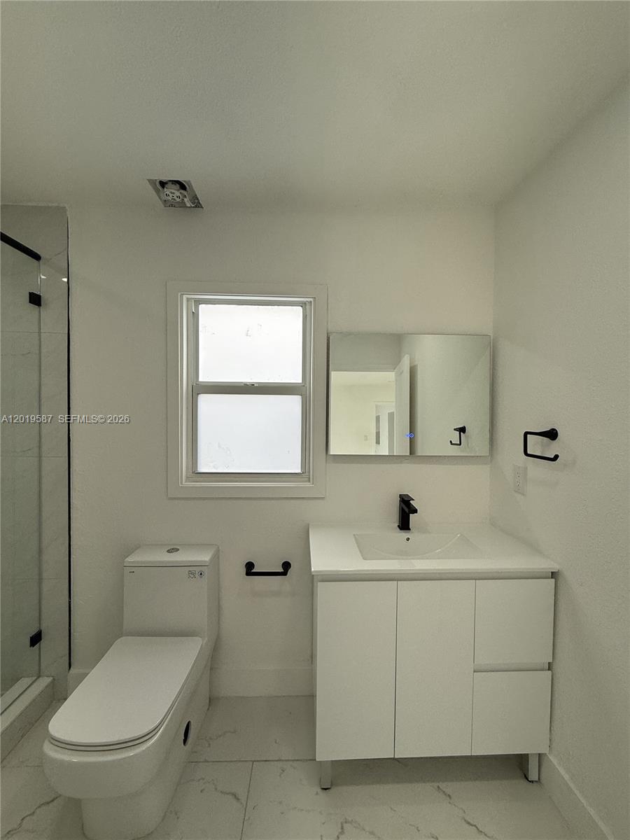 3RD ADDN TO STARLIGHT - Residential