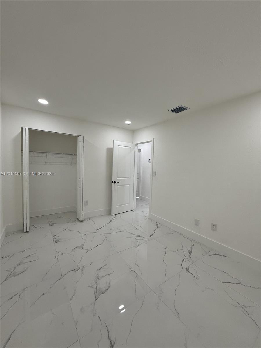 3RD ADDN TO STARLIGHT - Residential