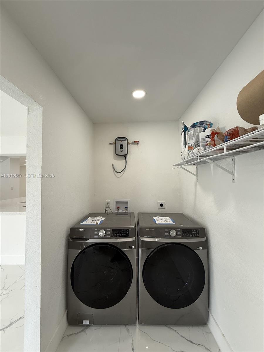 3RD ADDN TO STARLIGHT - Residential