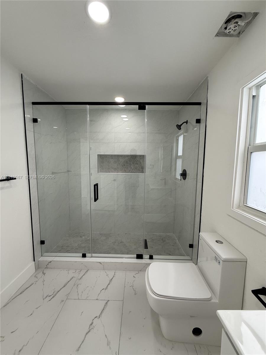 3RD ADDN TO STARLIGHT - Residential