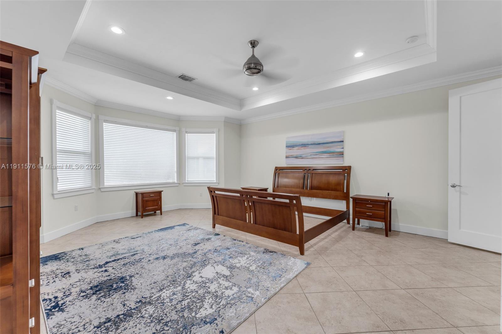 REDLAND 5 ACRE 7/4 ESTATE - Residential