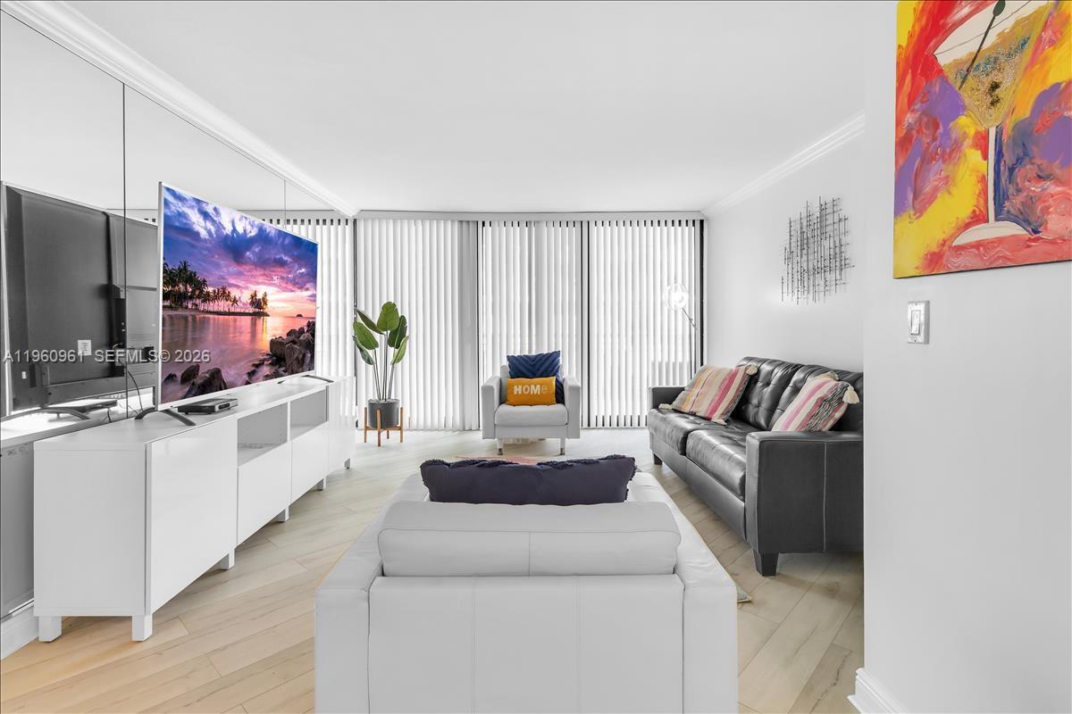 TIARA CONDO - Residential