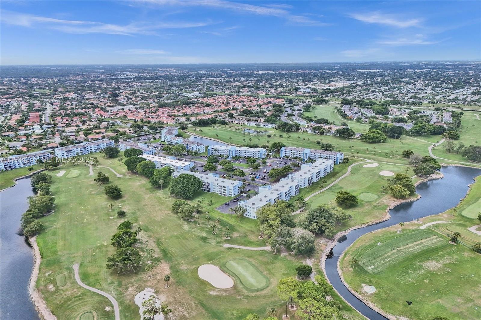 12 OF PALM SPRINGS 2 COND - Residential