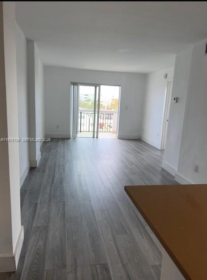 BISCAYNE BCH SUB - Residential Lease