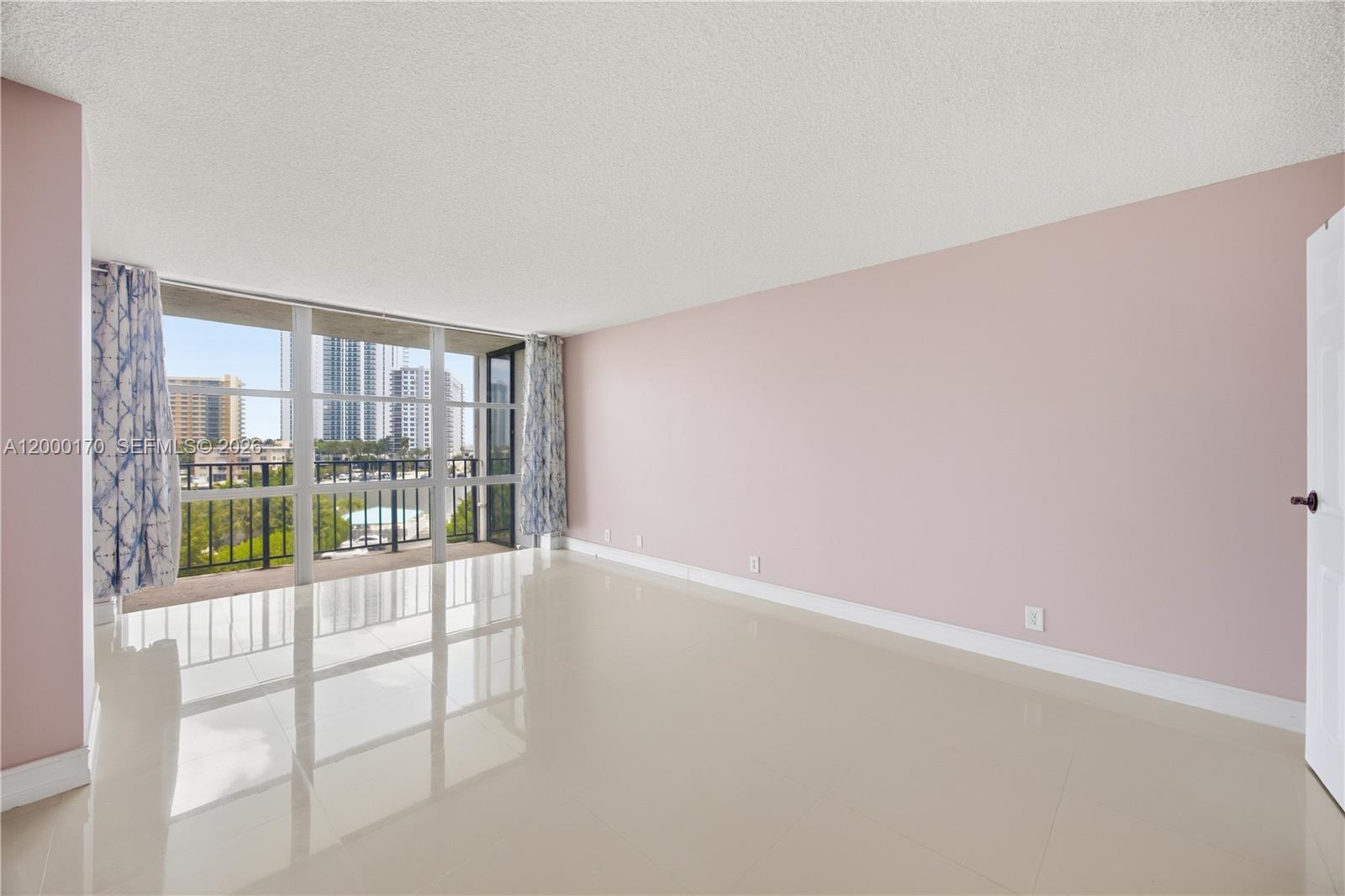 OCEANVIEW PARK CONDO - Residential