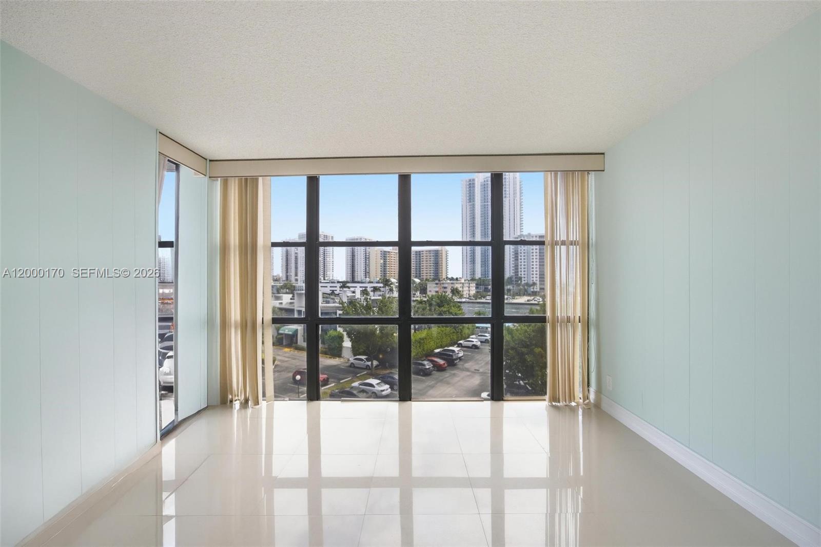 OCEANVIEW PARK CONDO - Residential