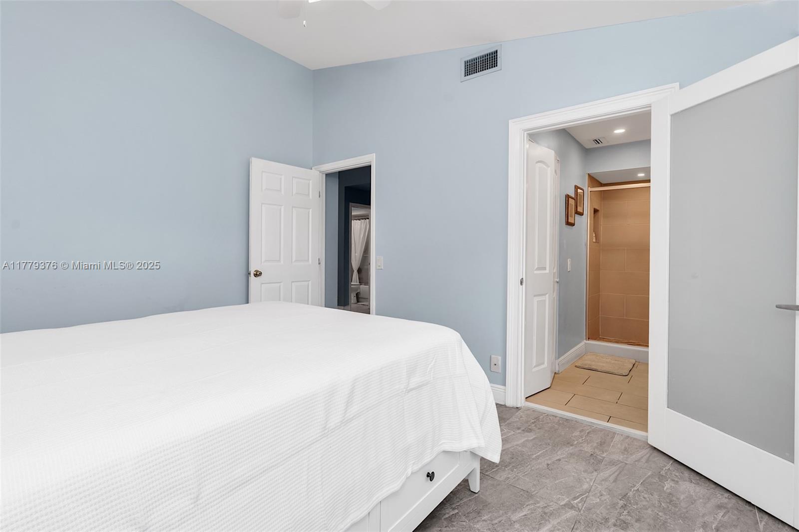 Country Isles - Residential