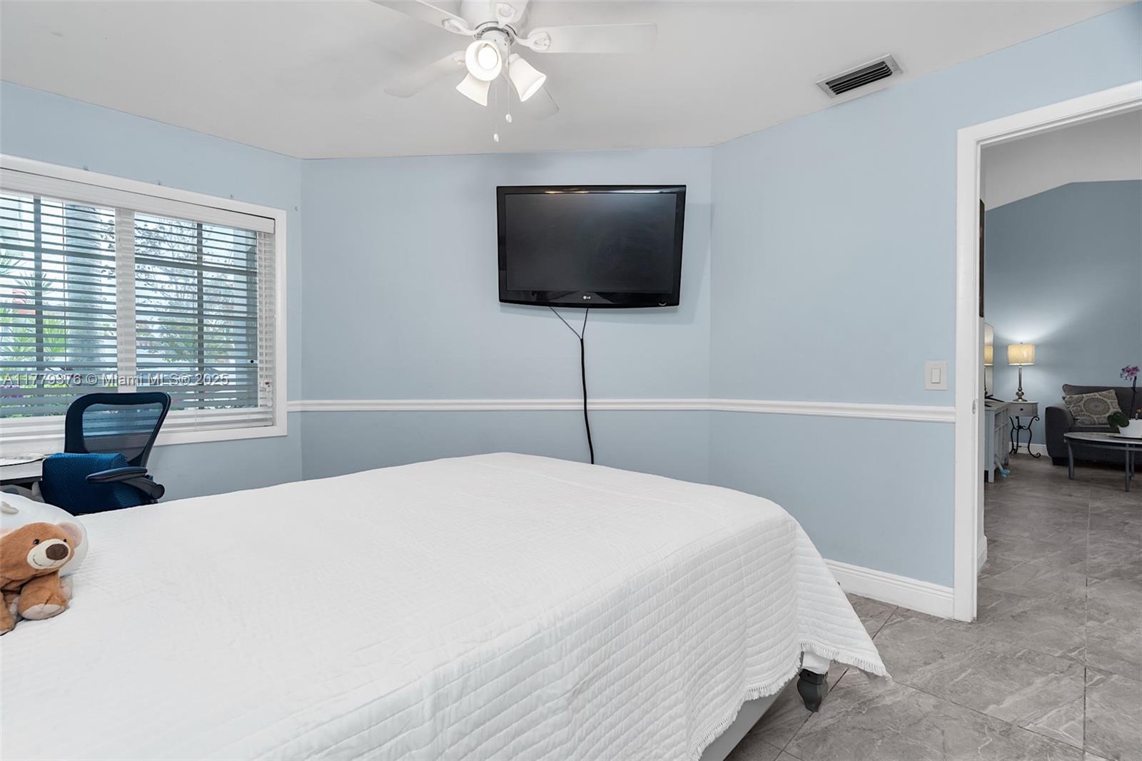 Country Isles - Residential