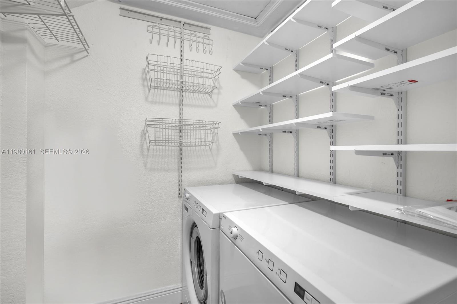 VIRGINIA POINTE CONDO - Residential Lease