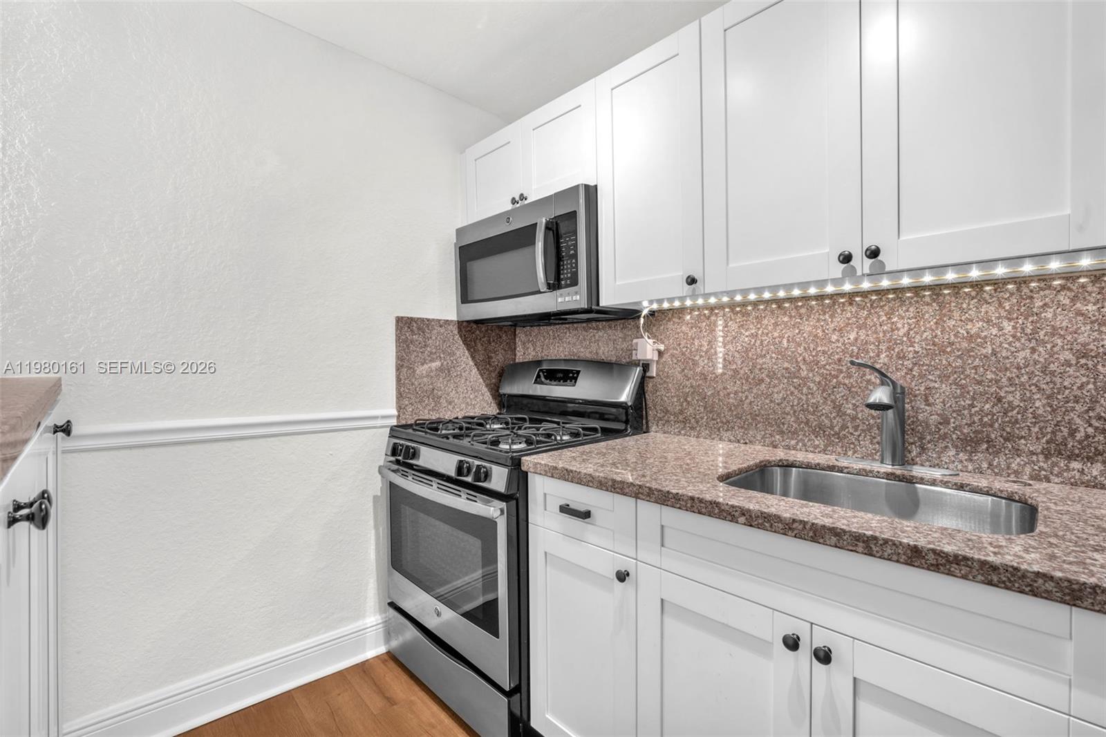 VIRGINIA POINTE CONDO - Residential Lease