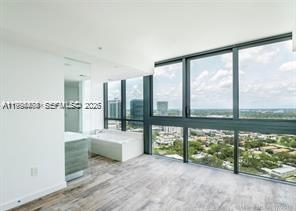 PARAISO BAY CONDO - Residential Lease