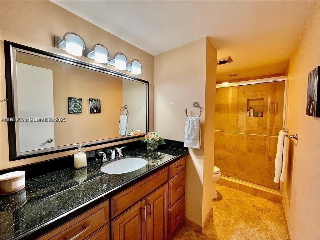 HILLCREST NO 21 CONDO - Residential