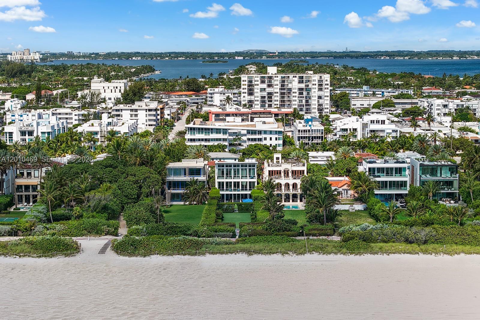 ALTOS DEL MAR NO 1 - Residential