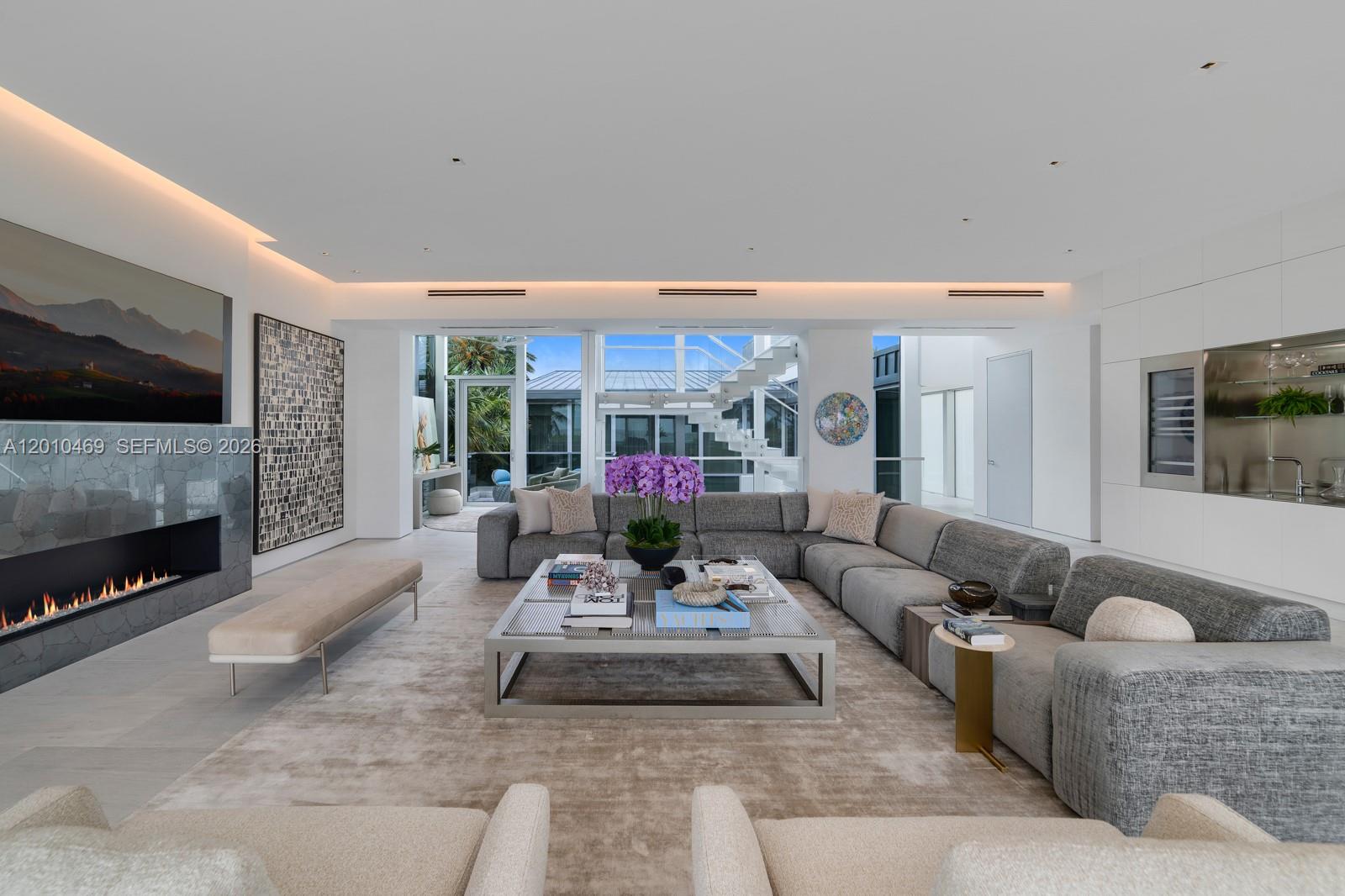 ALTOS DEL MAR NO 1 - Residential