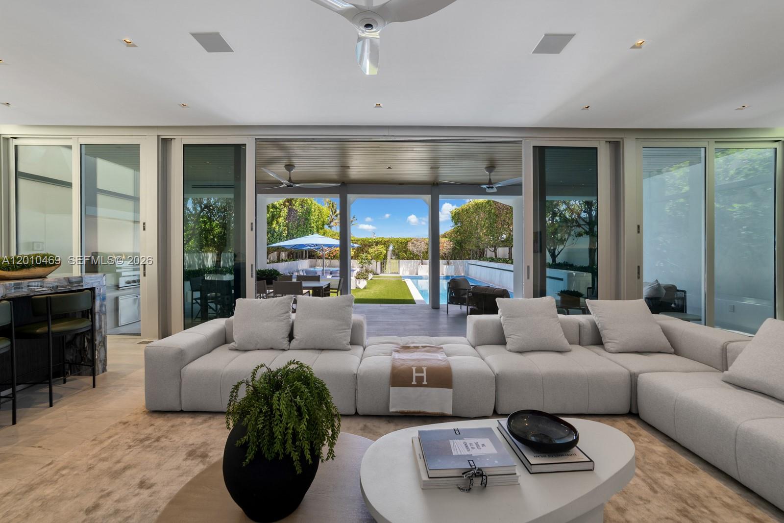 ALTOS DEL MAR NO 1 - Residential