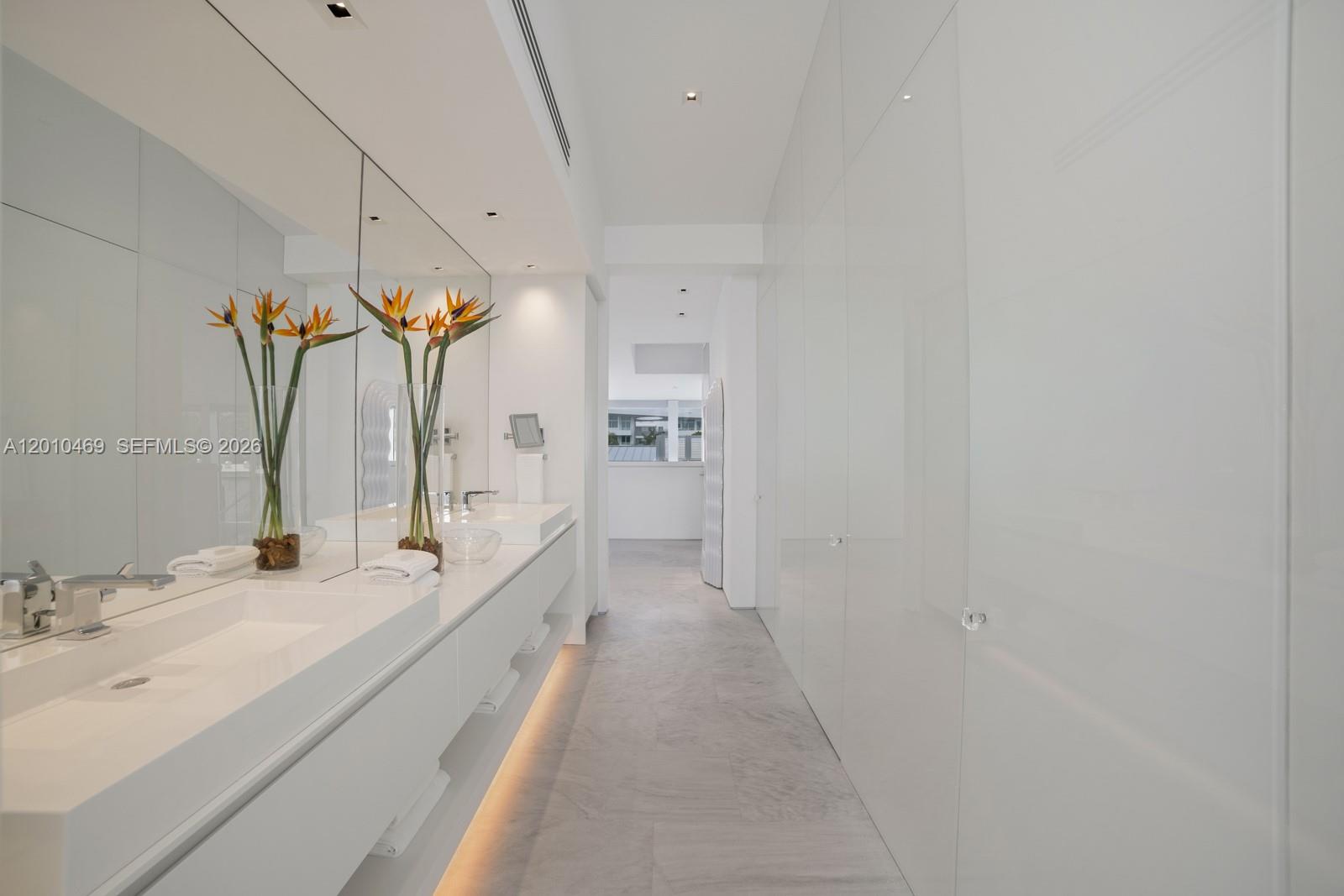 ALTOS DEL MAR NO 1 - Residential