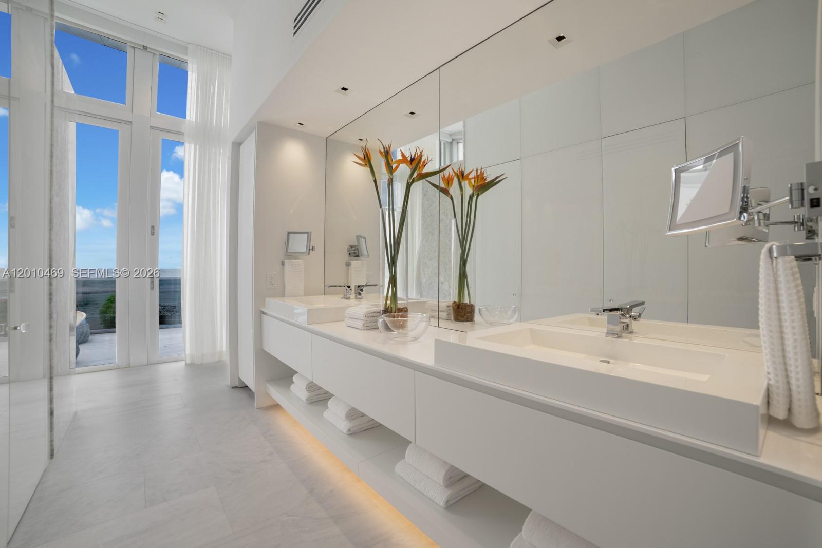 ALTOS DEL MAR NO 1 - Residential