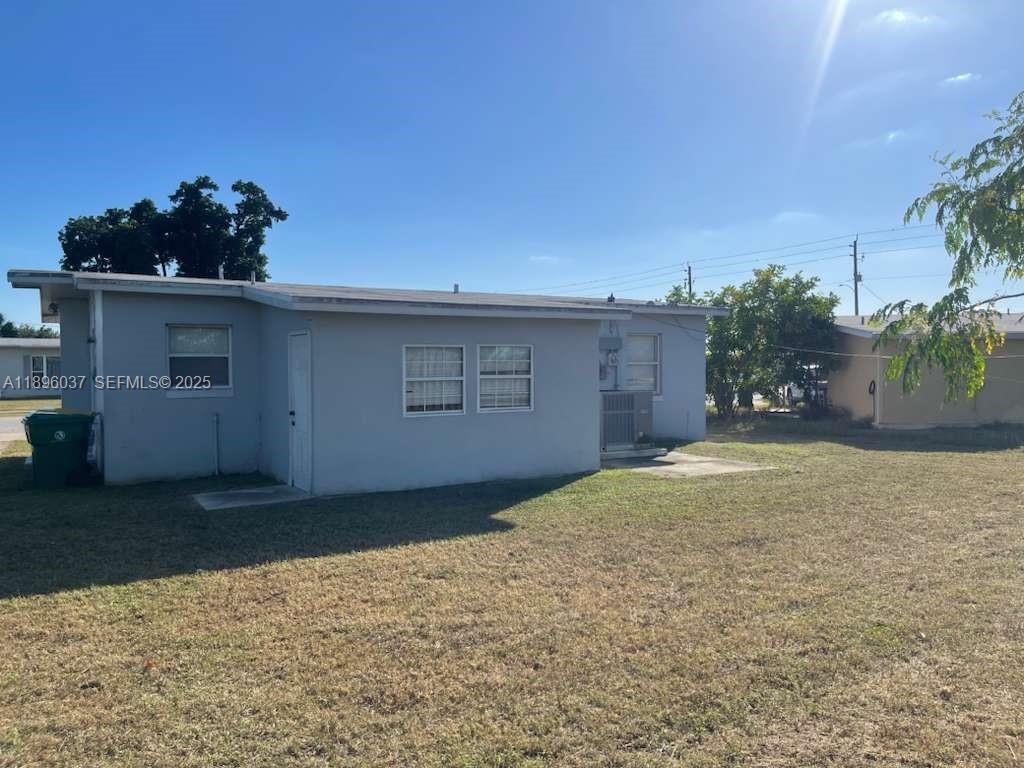 PORT CHARLOTTE SEC 33 - Residential