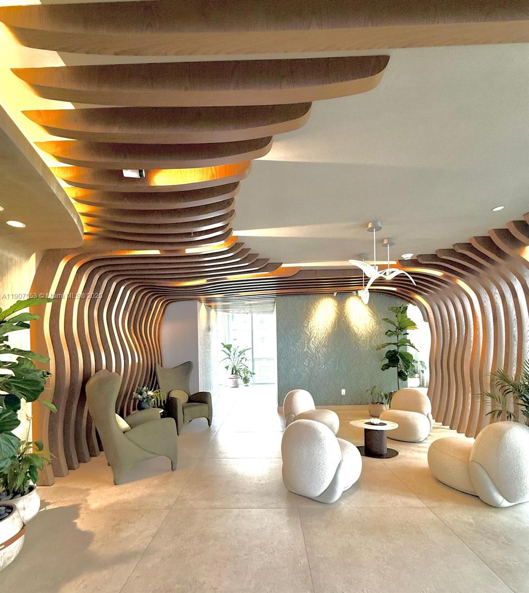 ARIA RESERVE SOUTH TOWER - Residential