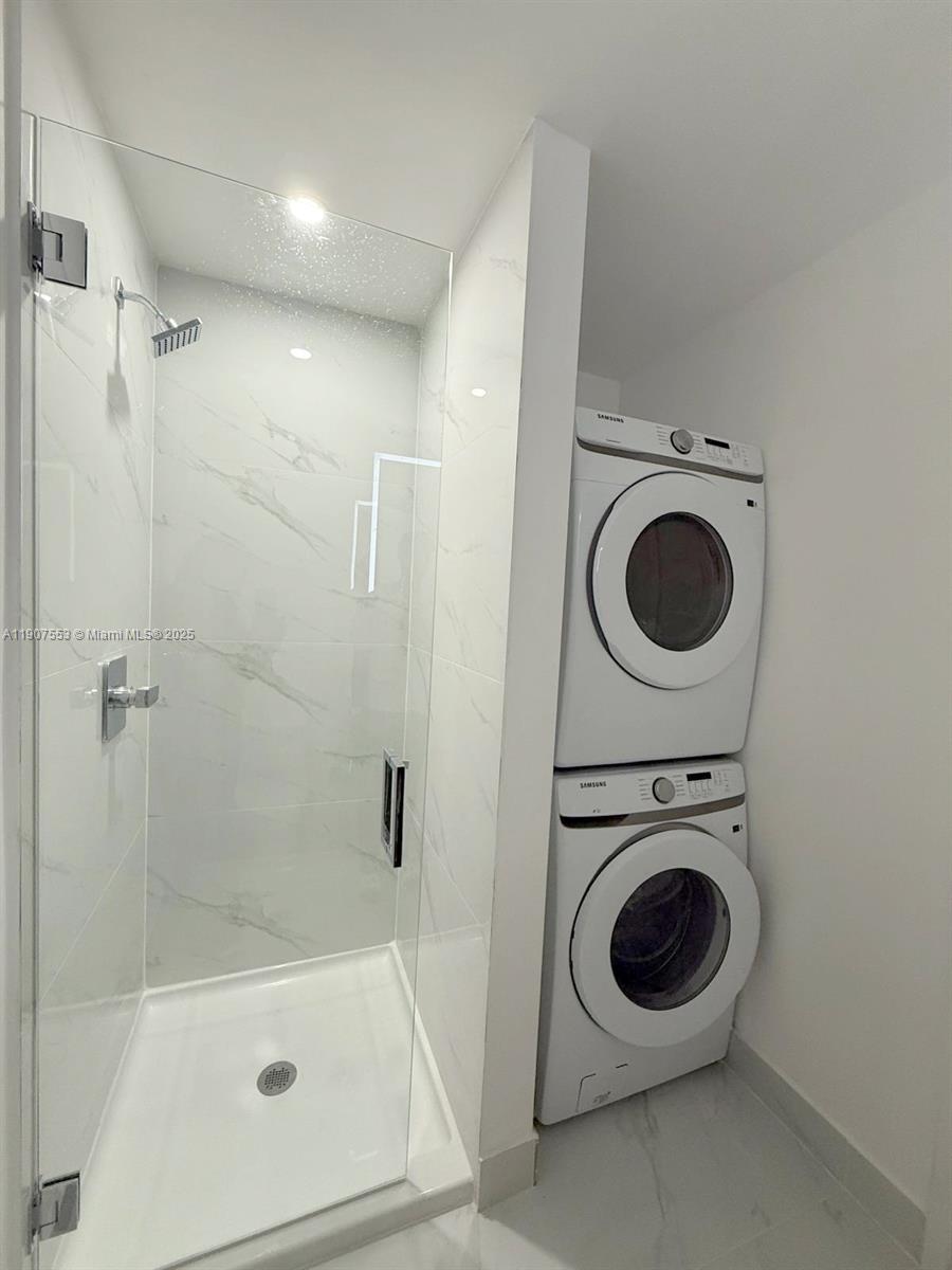 ARIA RESERVE SOUTH TOWER - Residential