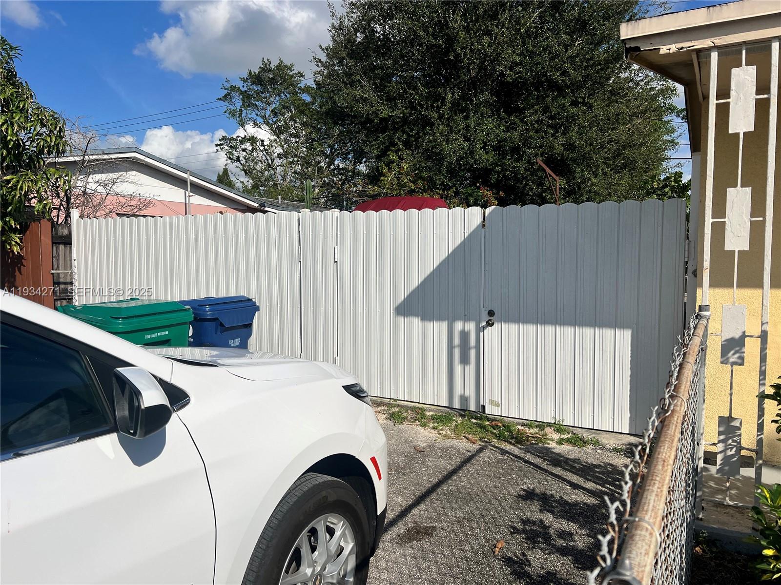 RIVERDALE ESTS ADDN SEC 1 - Residential