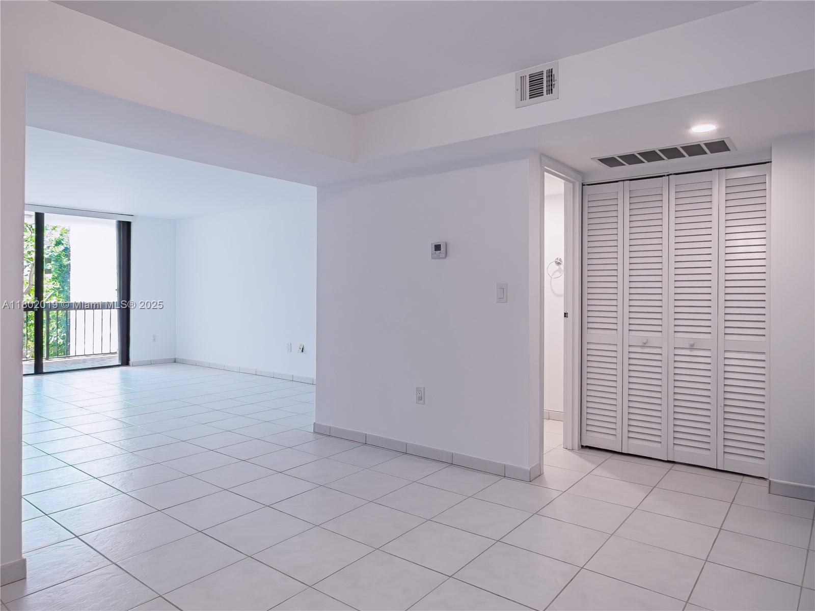 2333 Brickell Ave 414