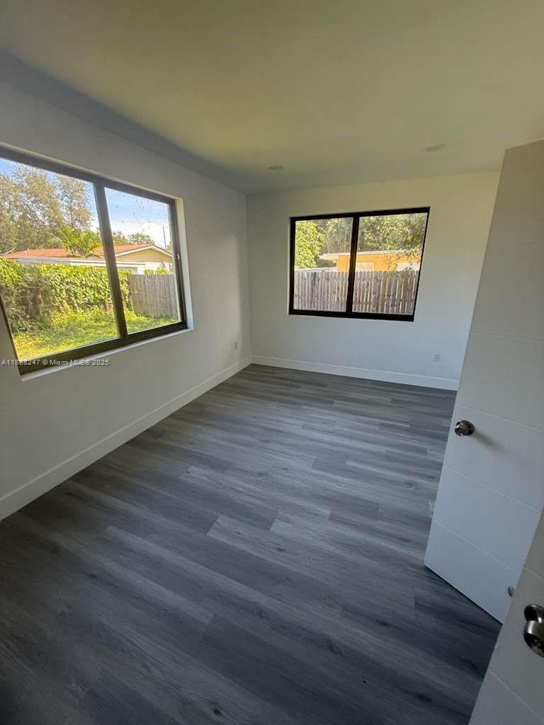 AIRLINE ESTATES UNIT 1 - Residential Lease